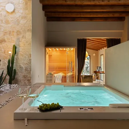 Casa Suleima Design Indoor Wellness & Infinitypool